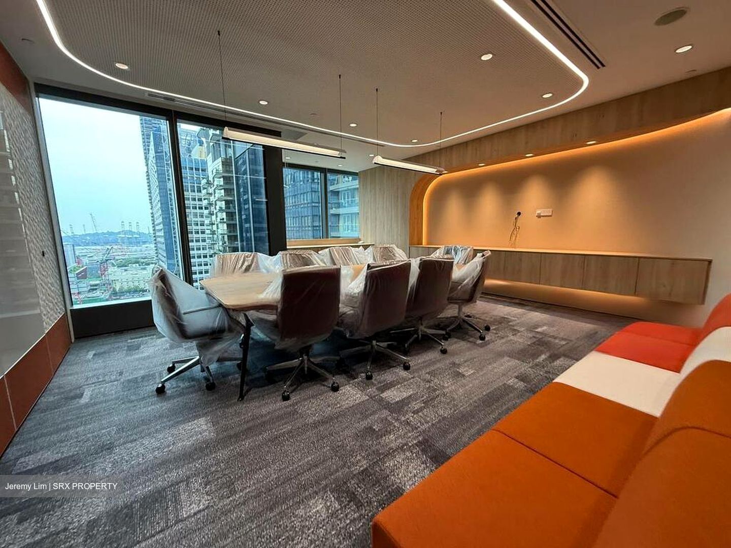 Central Boulevard (D1), Office #451142961